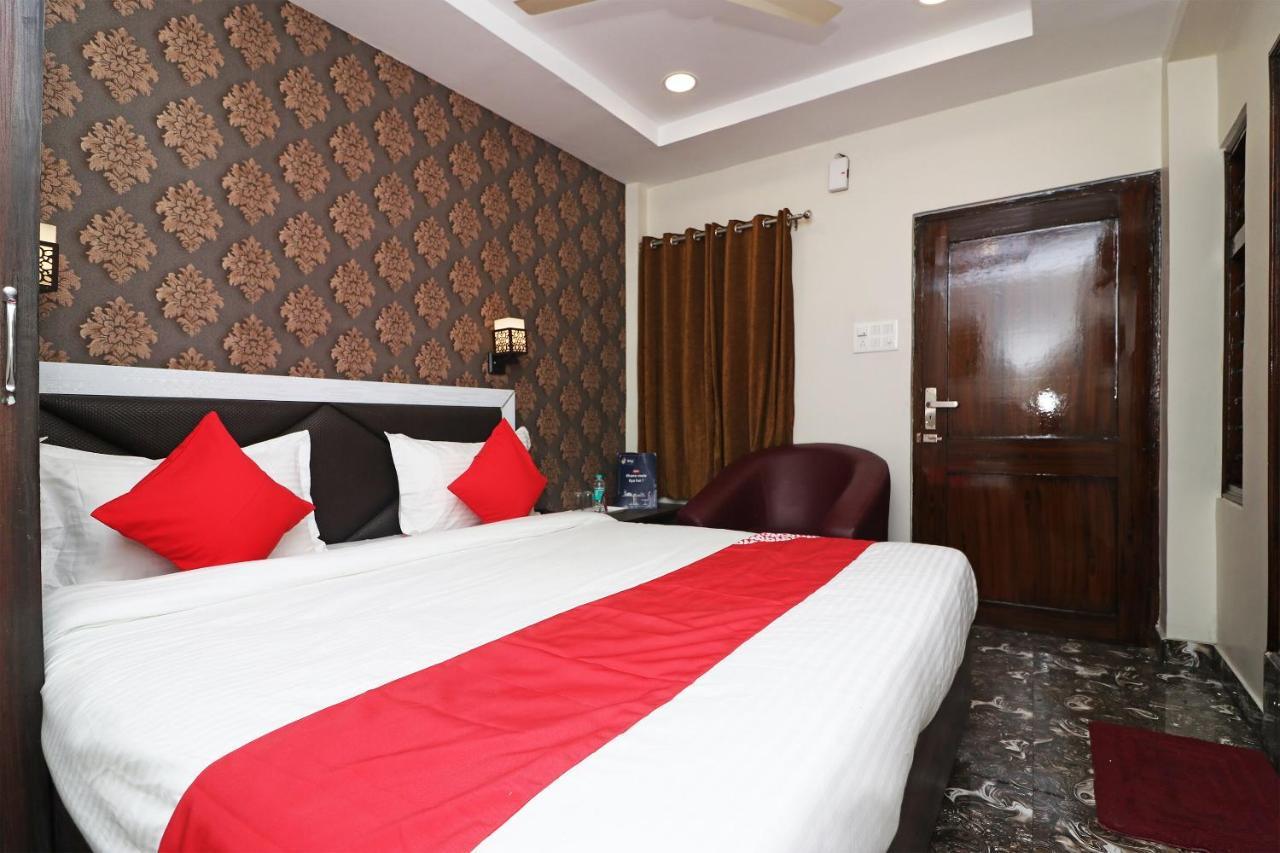 Oyo Hotel Prerna Rāipur エクステリア 写真
